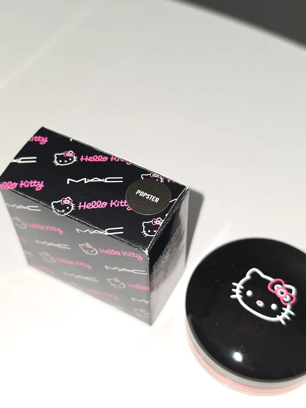 *LIMITED EDITION* MAC x Hello Kitty Tinted Lip Conditioner- 